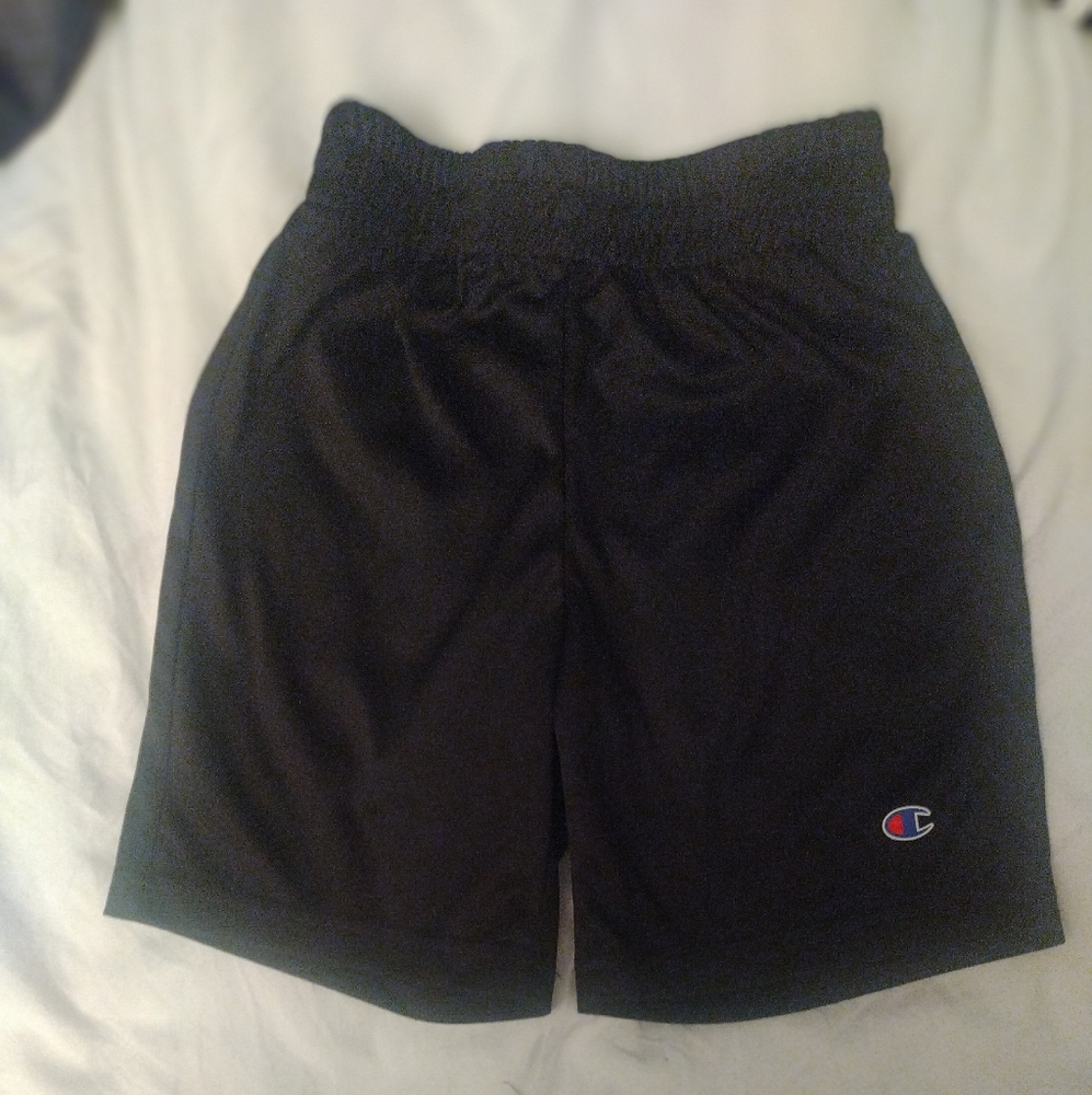 Basketball shorts champion